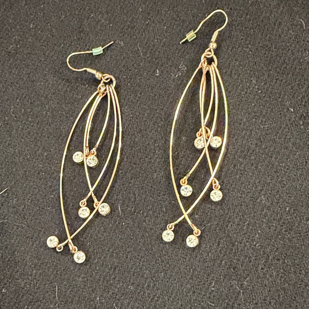 Elegant Gold Dangle Earrings